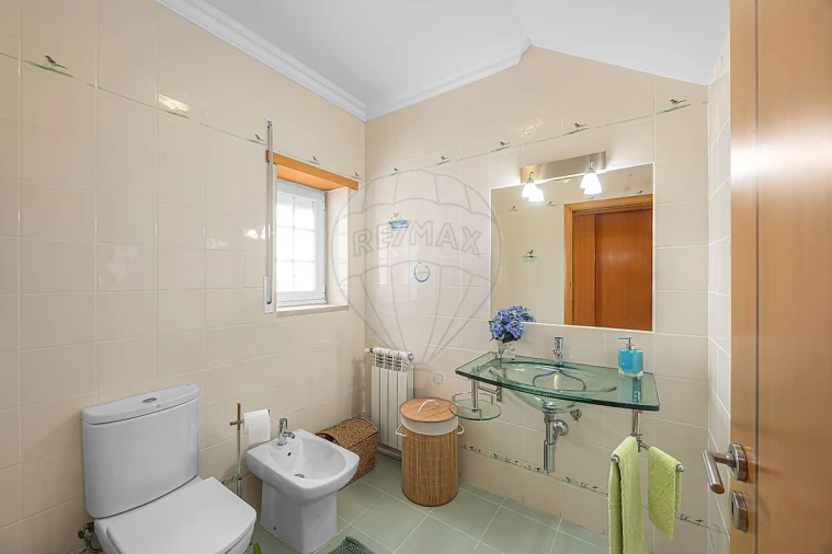 Moradia T4 para Venda em Santa Maria, São Pedro e Matacães Foto 20