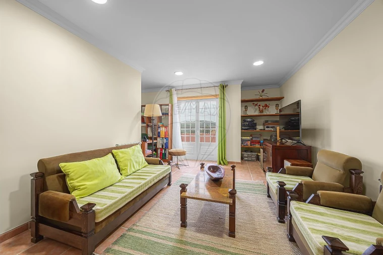 Moradia T4 para Venda em Santa Maria, São Pedro e Matacães Foto 11