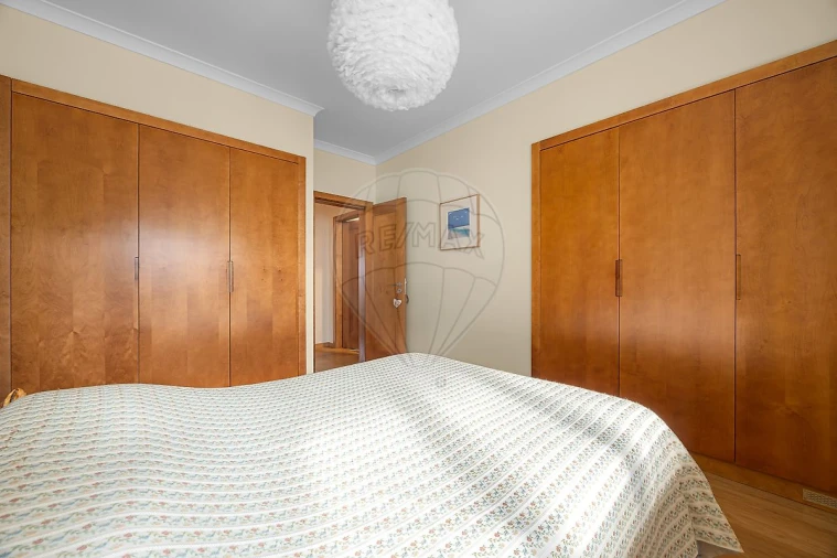 Moradia T3 para Venda em Carvoeira e Carmões Foto 20