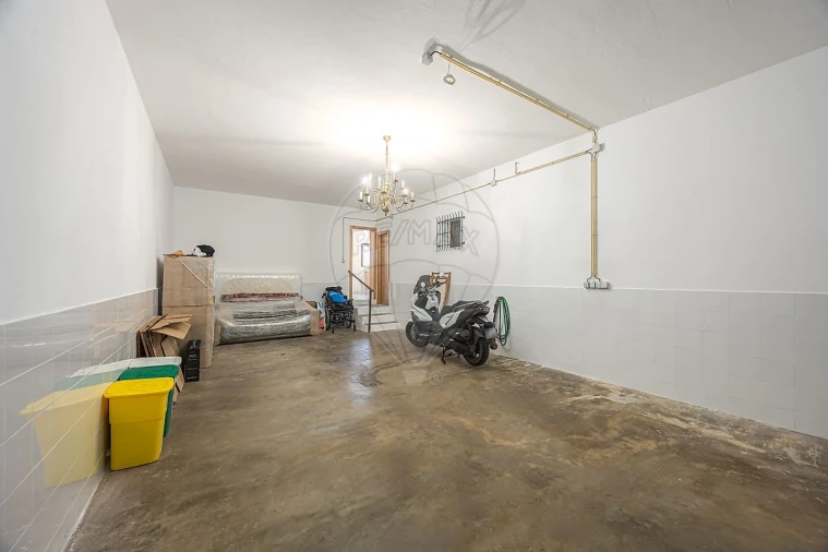 Moradia T3 para Venda em Carvoeira e Carmões Foto 23