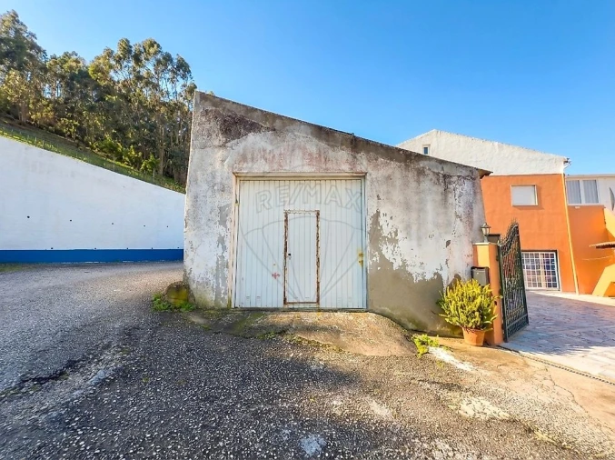 Armazém para Venda em Azueira e Sobral da Abelheira Foto 5