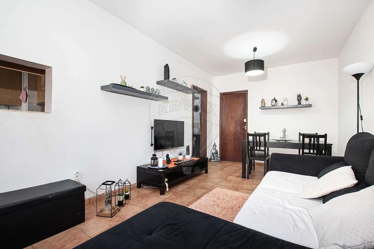 Apartamento T3 para Venda em Vialonga Foto 3