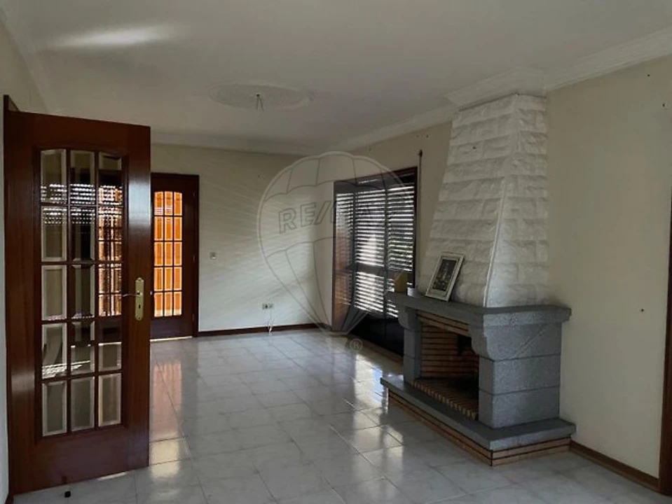 Moradia T3 para Venda em São Roque Foto 15