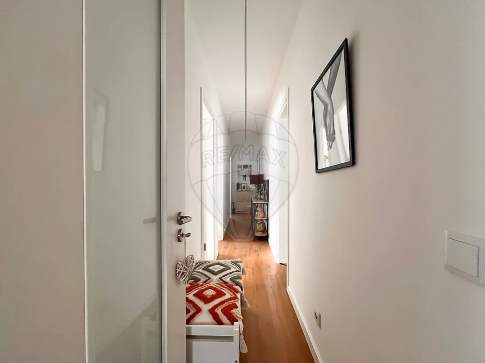 Apartamento T3 para Venda em Massamá e Monte Abraão Foto 9