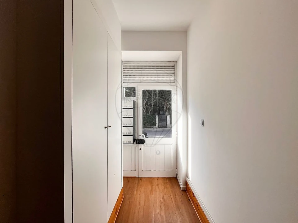 Apartamento T3 para Venda em Massamá e Monte Abraão Foto 17