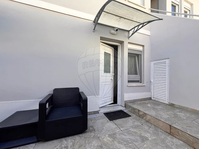 Apartamento T3 para Venda em Massamá e Monte Abraão Foto 19