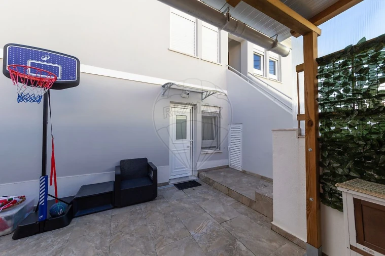 Apartamento T3 para Venda em Massamá e Monte Abraão Foto 20