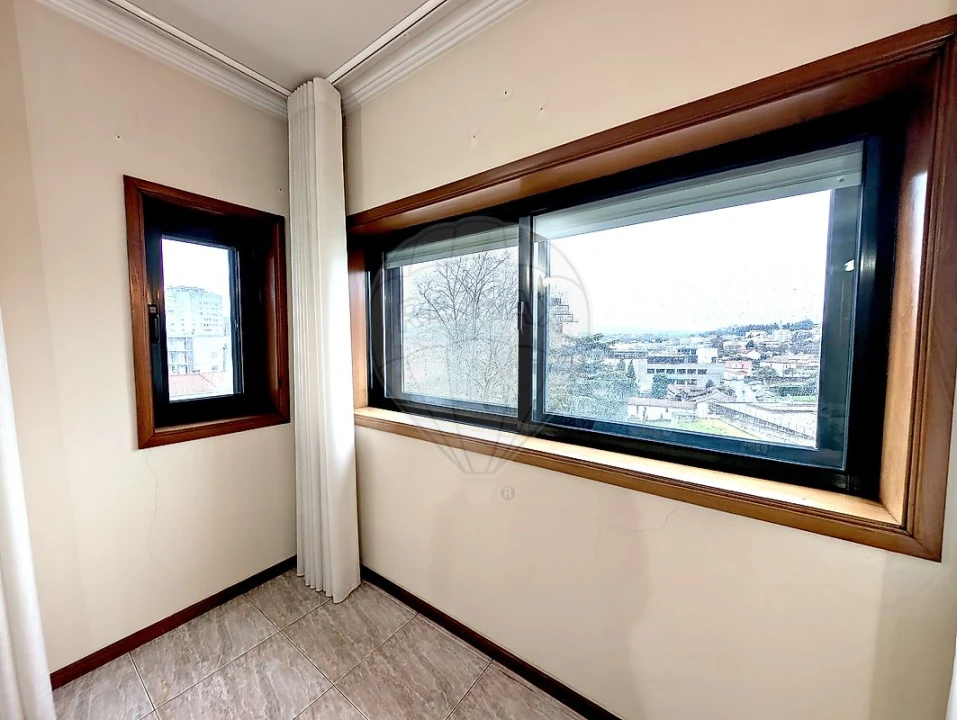 Apartamento T2 para Venda em São João da Madeira Foto 6