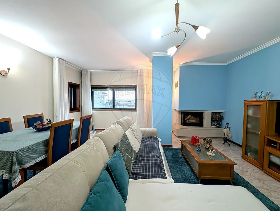 Apartamento T2 para Venda em São João da Madeira Foto 3