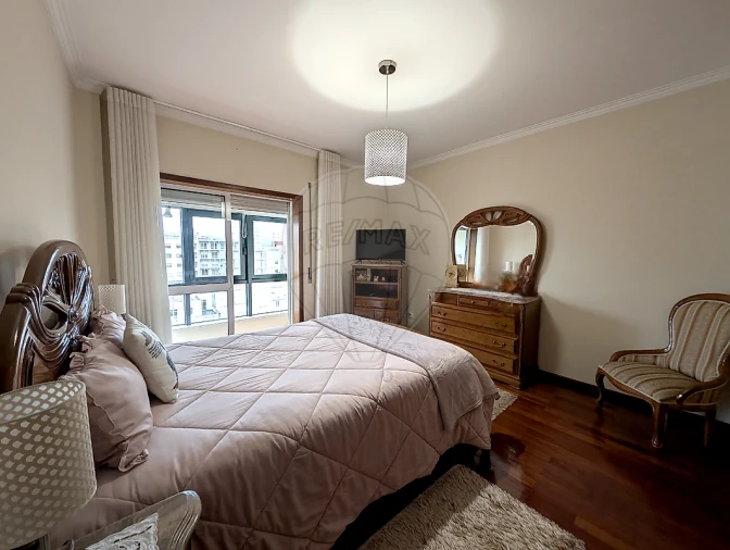 Apartamento T2 para Venda em São João da Madeira Foto 15