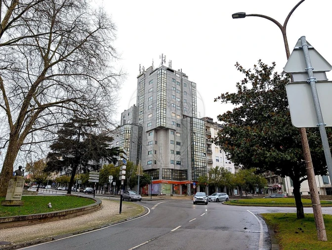Apartamento T2 para Venda em São João da Madeira Foto 35