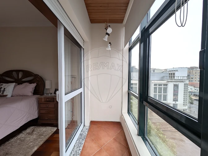 Apartamento T2 para Venda em São João da Madeira Foto 16