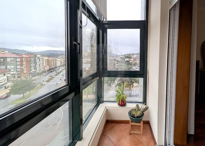 Apartamento T2 para Venda em São João da Madeira Foto 17