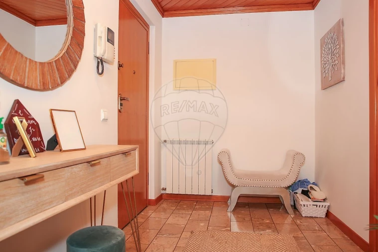 Apartamento T2 para Venda em Azambuja Foto 2