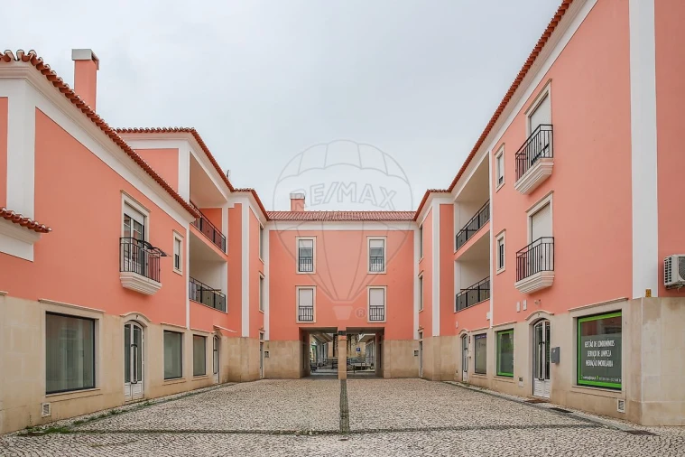 Apartamento T2 para Venda em Azambuja Foto 26