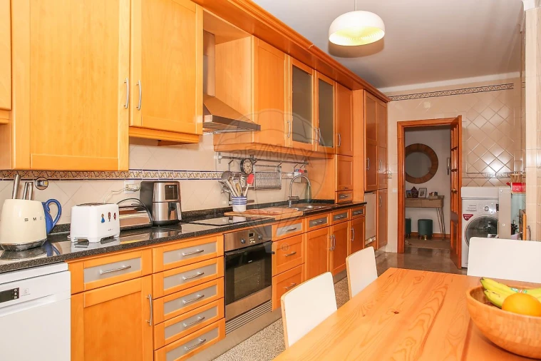 Apartamento T2 para Venda em Azambuja Foto 6