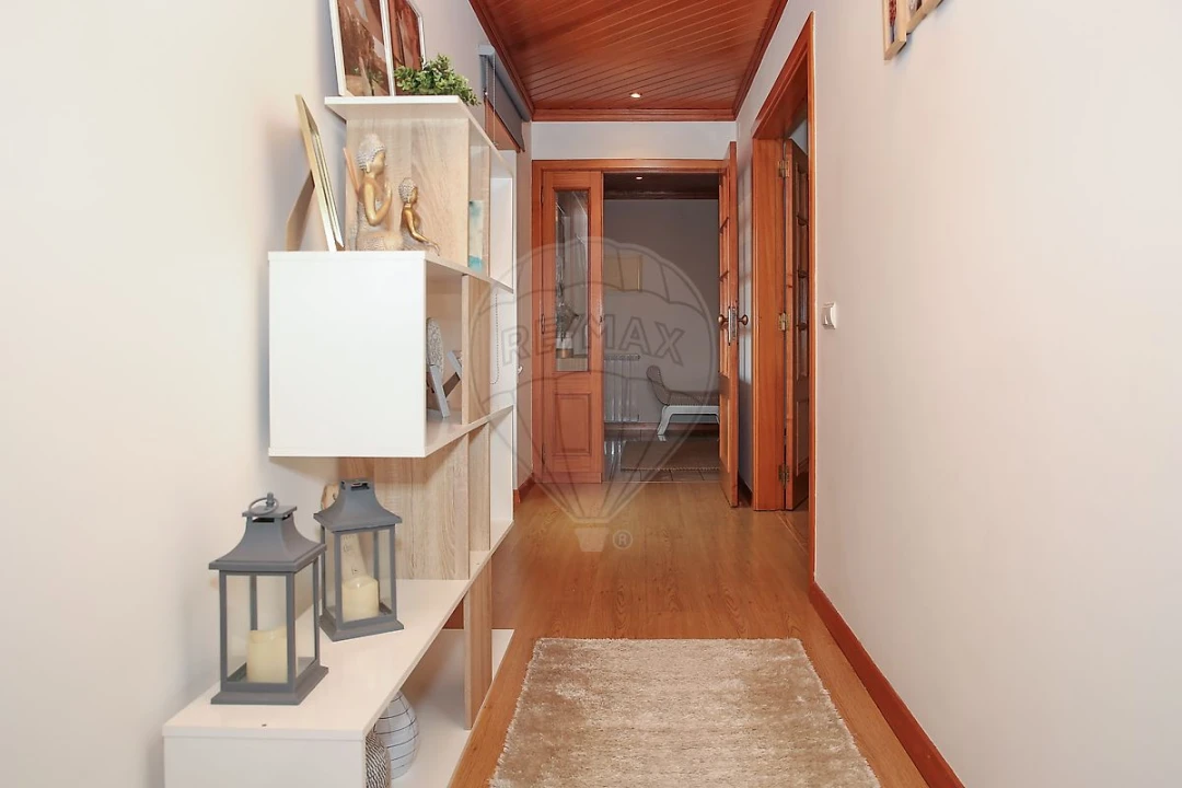 Apartamento T2 para Venda em Azambuja Foto 23