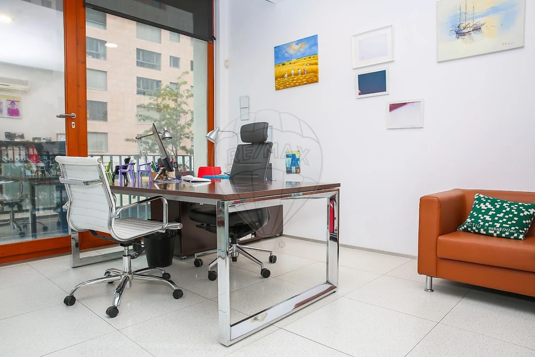 Escritório para Venda em Parque das Nações Foto 17