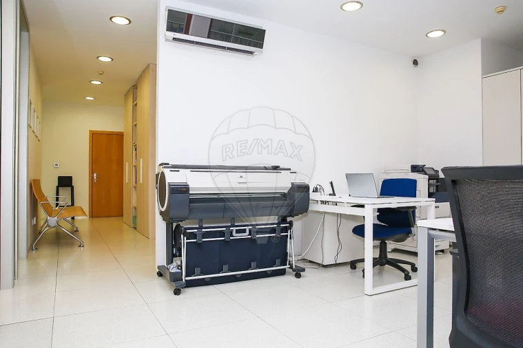 Escritório para Venda em Parque das Nações Foto 19