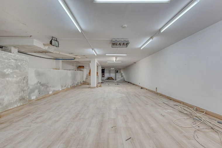 Loja para Arrendamento em Cedofeita, Santo Ildefonso, Sé, Miragaia, São Nicolau e Vitória Foto 8