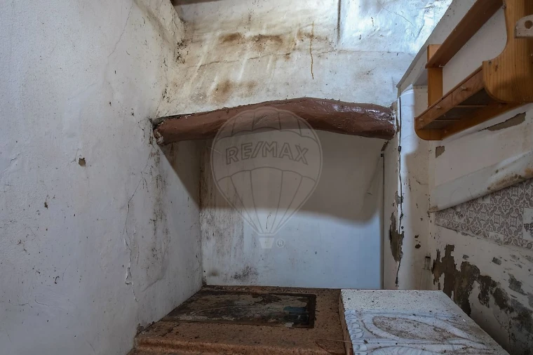 Moradia T3 para Venda em Salir de Matos Foto 2