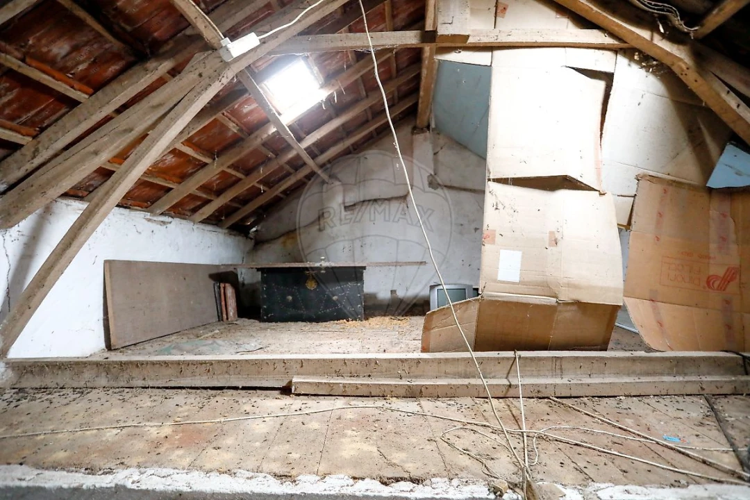 Moradia T3 para Venda em Salir de Matos Foto 18