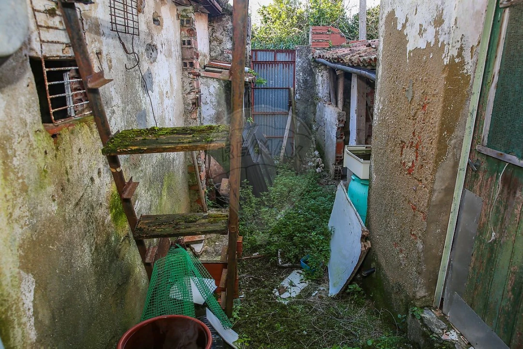 Moradia T3 para Venda em Dois Portos e Runa Foto 13