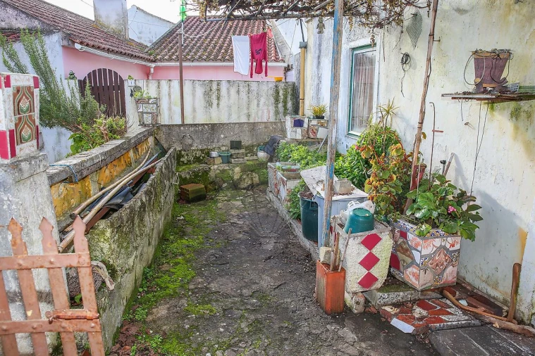 Moradia T3 para Venda em Dois Portos e Runa Foto 18