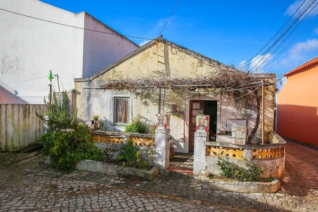 Moradia T3 para Venda em Dois Portos e Runa Foto 2