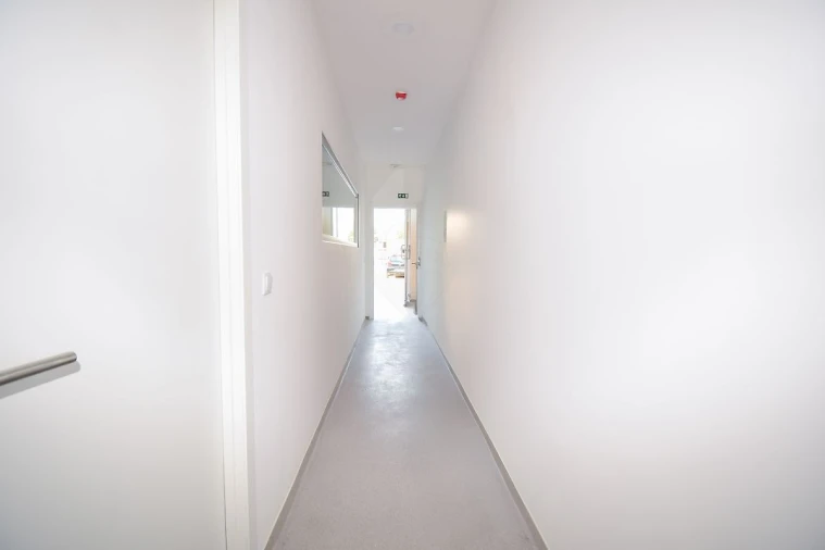 Loja para Arrendamento em São Domingos de Rana Foto 2