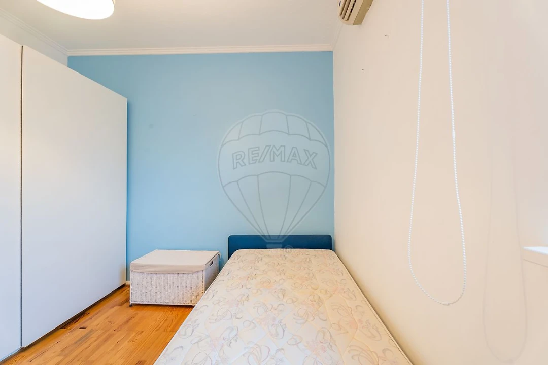 Apartamento T2 para Arrendamento em Lumiar Foto 24