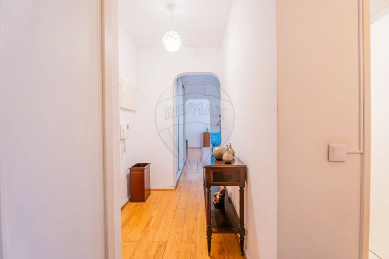 Apartamento T2 para Arrendamento em Lumiar Foto 16