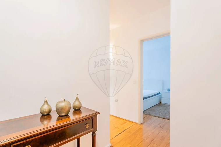 Apartamento T2 para Arrendamento em Lumiar Foto 17