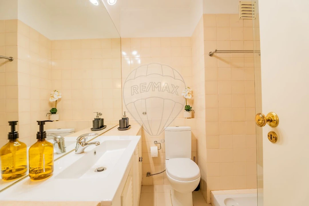 Apartamento T2 para Arrendamento em Lumiar Foto 29