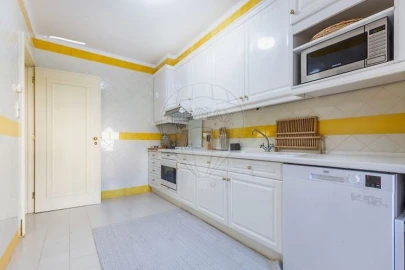 Apartamento T2 para Arrendamento em Cascais e Estoril
