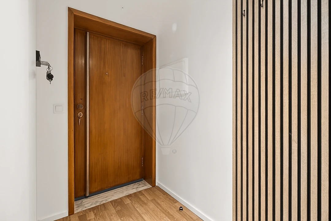 Apartamento T2 para Venda em Esmoriz Foto 6