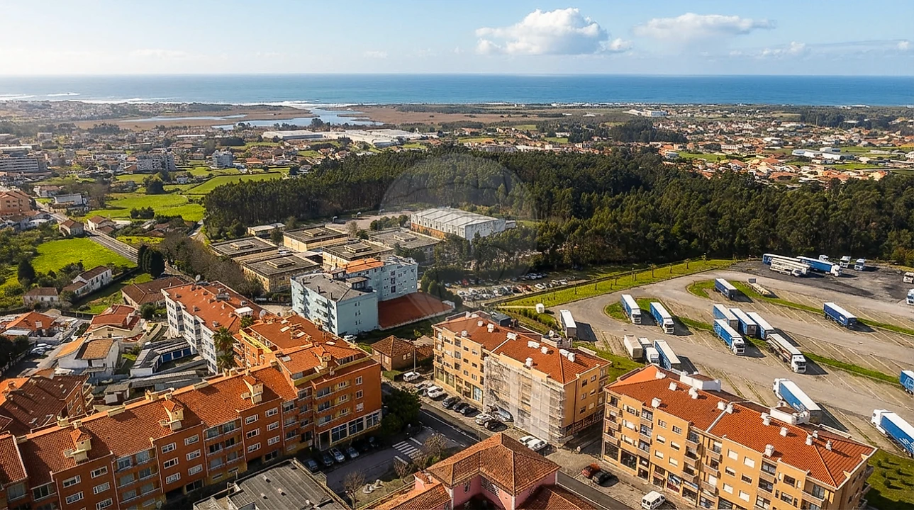 Apartamento T2 para Venda em Esmoriz Foto 22