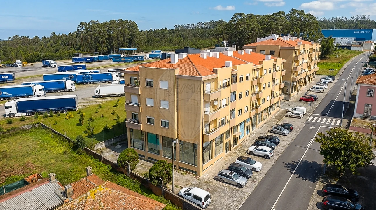 Apartamento T2 para Venda em Esmoriz Foto 21
