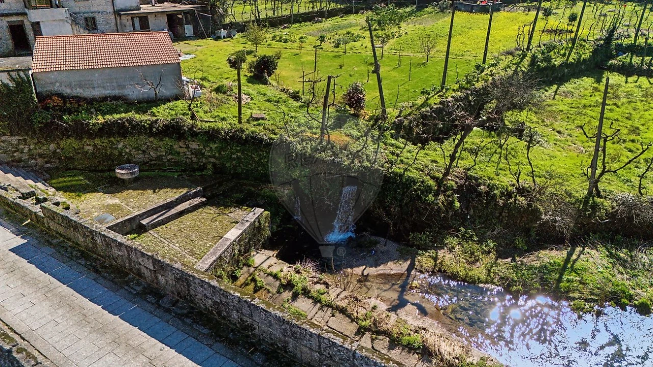 Moradia T9 para Venda em Aboadela, Sanche e Várzea Foto 28