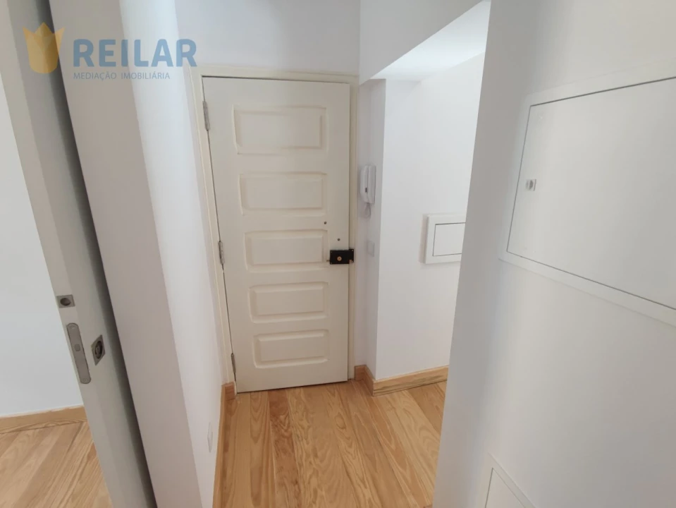 Apartamento T2 para Arrendamento em São Vicente Foto 14