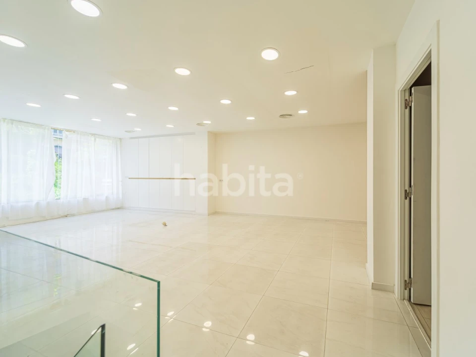 Loja para Venda em Santo António Foto 2