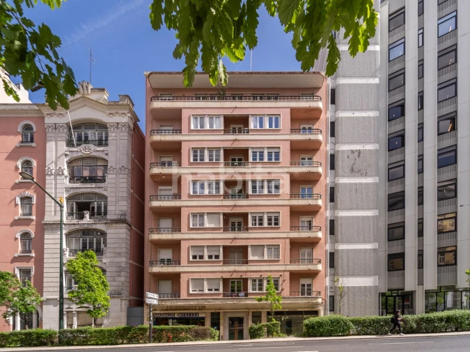 Loja para Venda em Santo António Foto 1