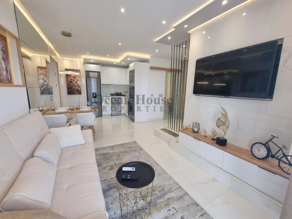 Apartamento T1 para Venda em Quarteira Foto 1