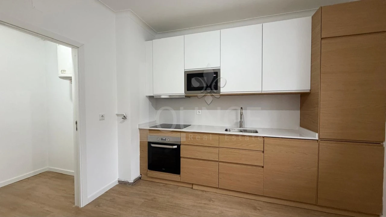 Apartamento T3 para Venda em Fânzeres e São Pedro da Cova Foto 3