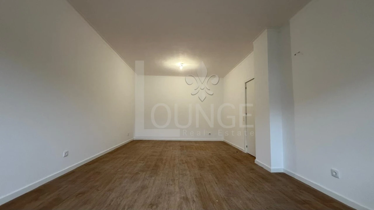 Apartamento T3 para Venda em Fânzeres e São Pedro da Cova Foto 8