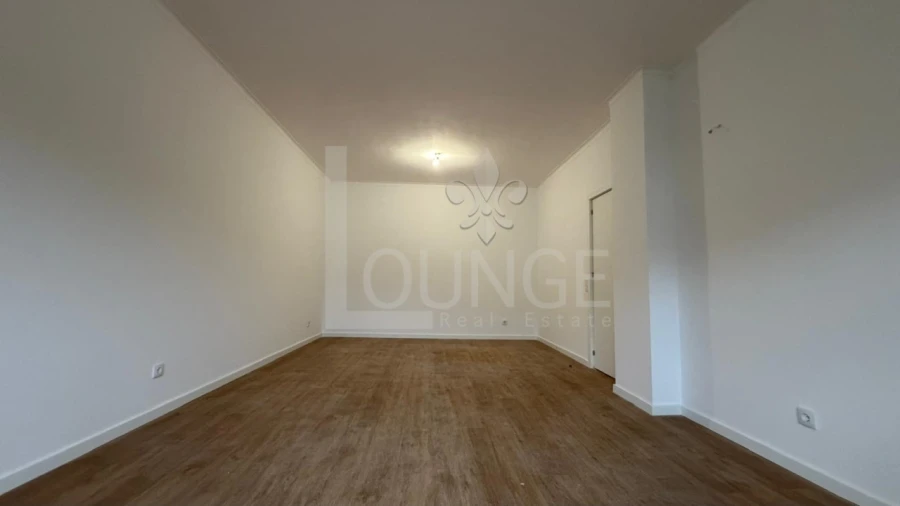 Apartamento T3 para Venda em Fânzeres e São Pedro da Cova Foto 8