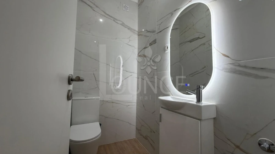 Apartamento T3 para Venda em Fânzeres e São Pedro da Cova Foto 9