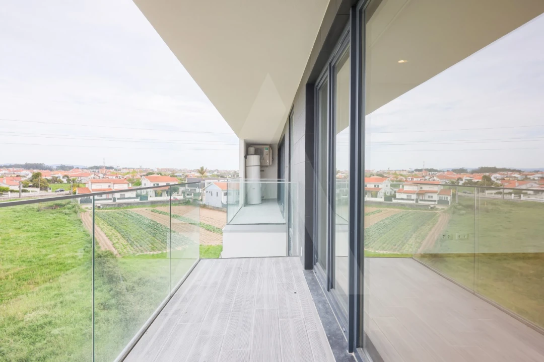 Apartamento T4 para Venda em Aradas Foto 2