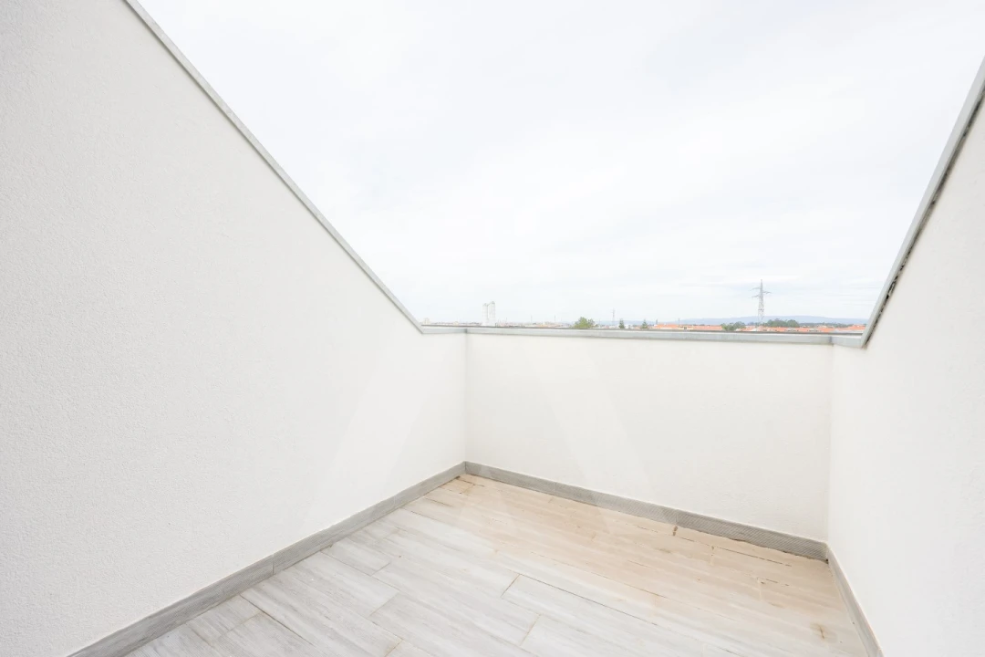 Apartamento T4 para Venda em Aradas Foto 32