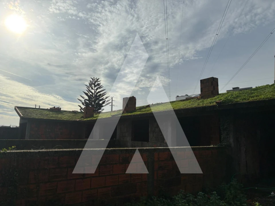 Moradia T4 para Venda em Eixo e Eirol Foto 4